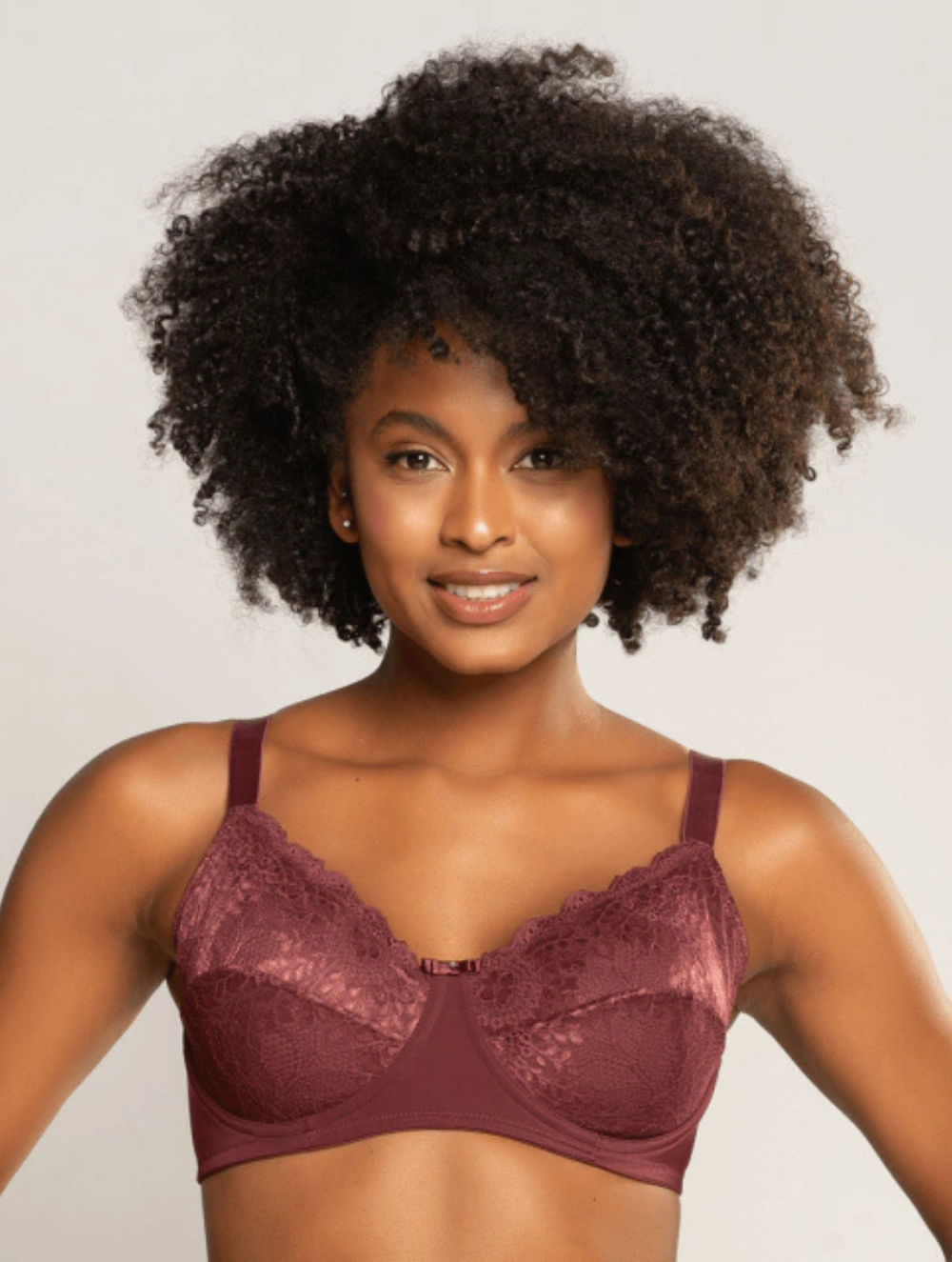 Sutiã s/ Bojo Plus Size c/ Renda e Aro Microfibra Elegance