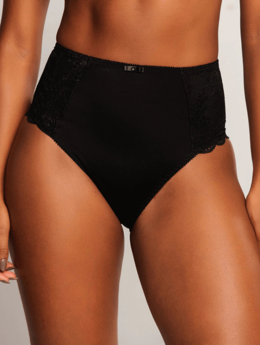 Calcinha Cinta Soft c/ Renda Microfibra Cetinete Elegance