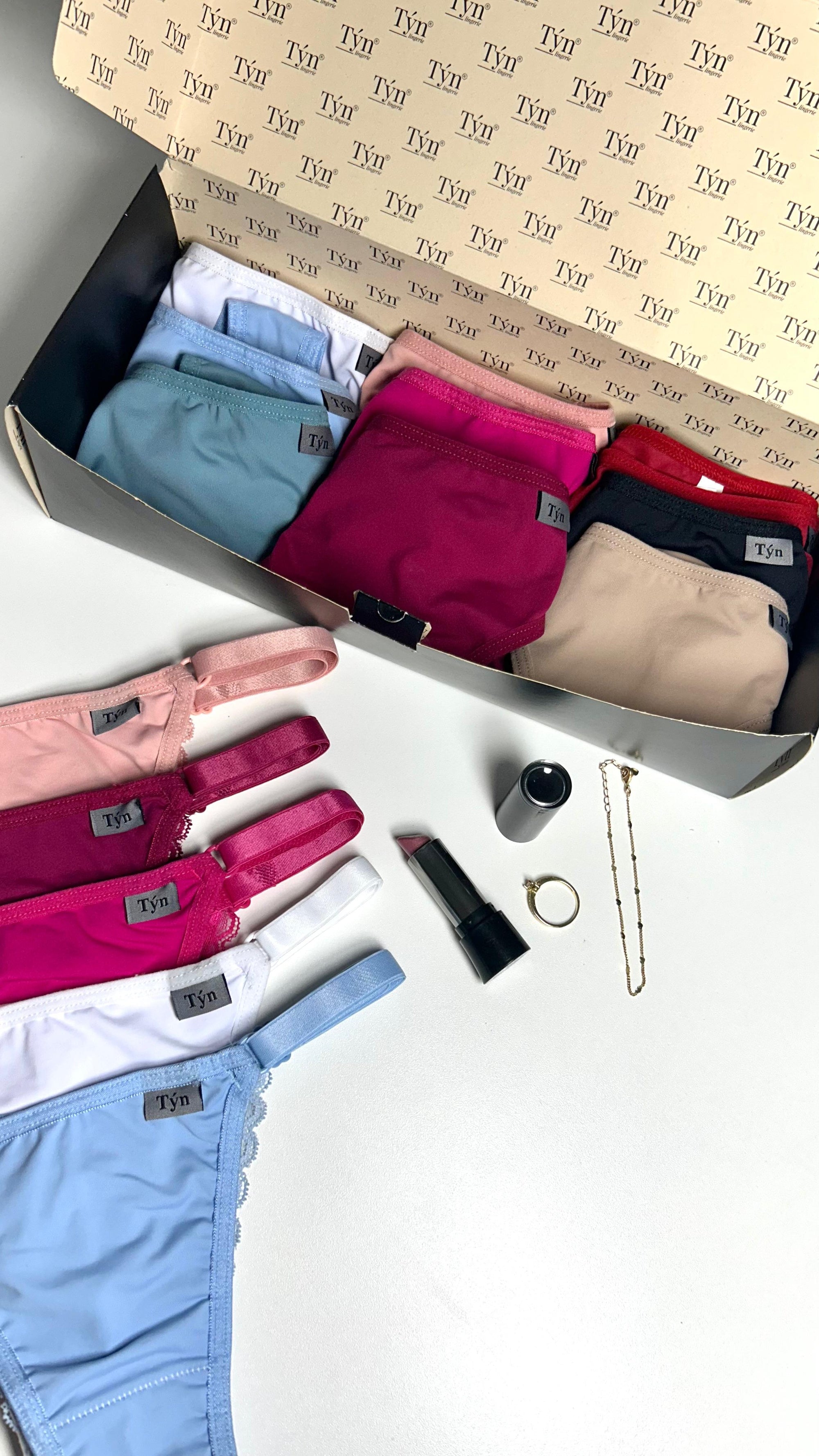 Combo leve 5 e pague 4 - Calcinha fio dental com regulagem e renda